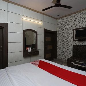 Hotel O Vanshika